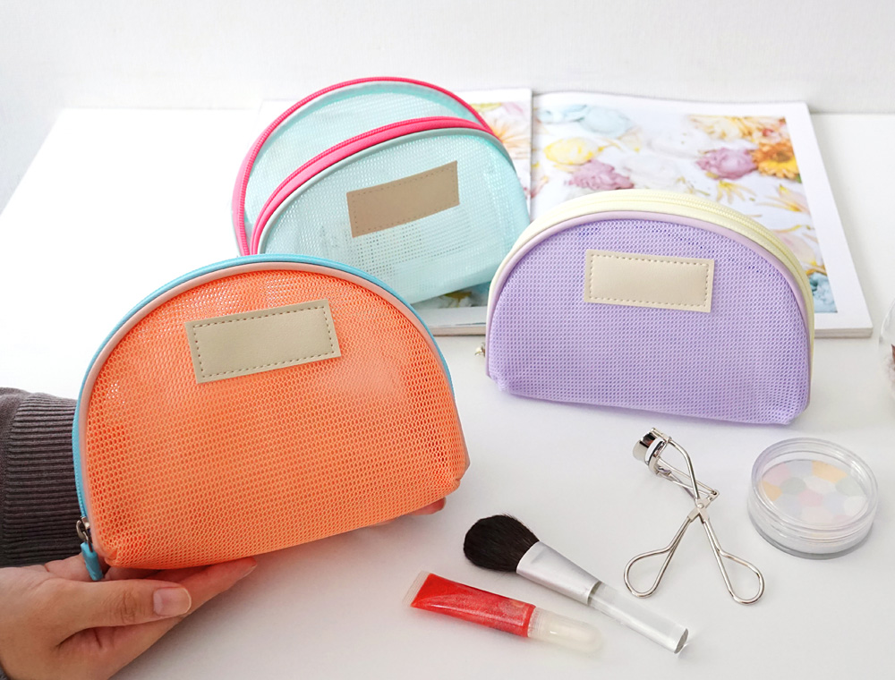 キュッカメッシュポーチ