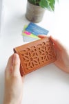 genten ゲンテン cut work カットワーク カードケース 40606(31630)