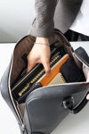 PELLE MORBIDA ペッレモルビダ Capitano キャピターノ エンボスレザー A4ブリーフケース 1室タイプ PMO-CA010