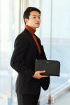 PELLE MORBIDA ペッレモルビダ Capitano キャピターノ エンボスレザー クラッチバッグ PMO-CA011
