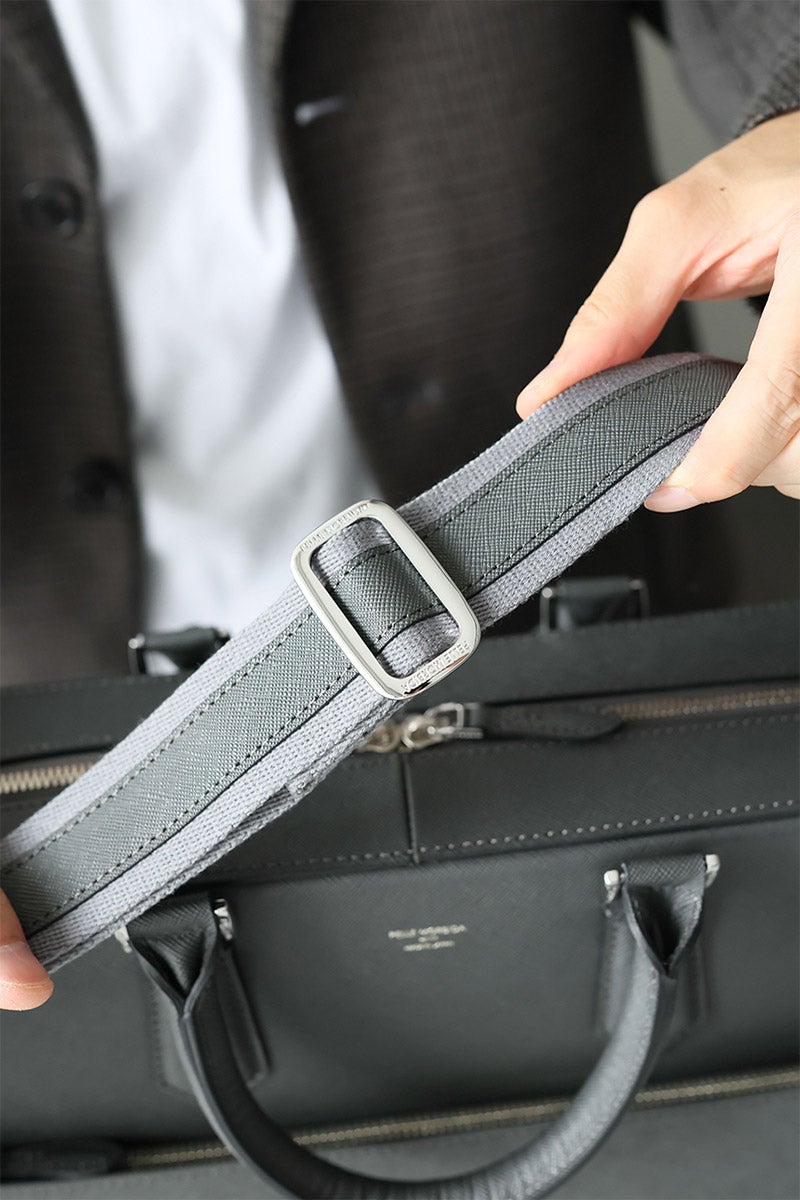 PELLE MORBIDA ペッレモルビダ Capitano キャピターノ エンボスレザー A4ブリーフケース 1室タイプ（ショルダーベルト付属） PMO-CA015