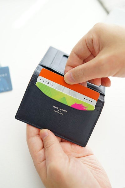 PELLE MORBIDA ペッレモルビダ Barca バルカ エンボスレザー カードケース PMO-BA330