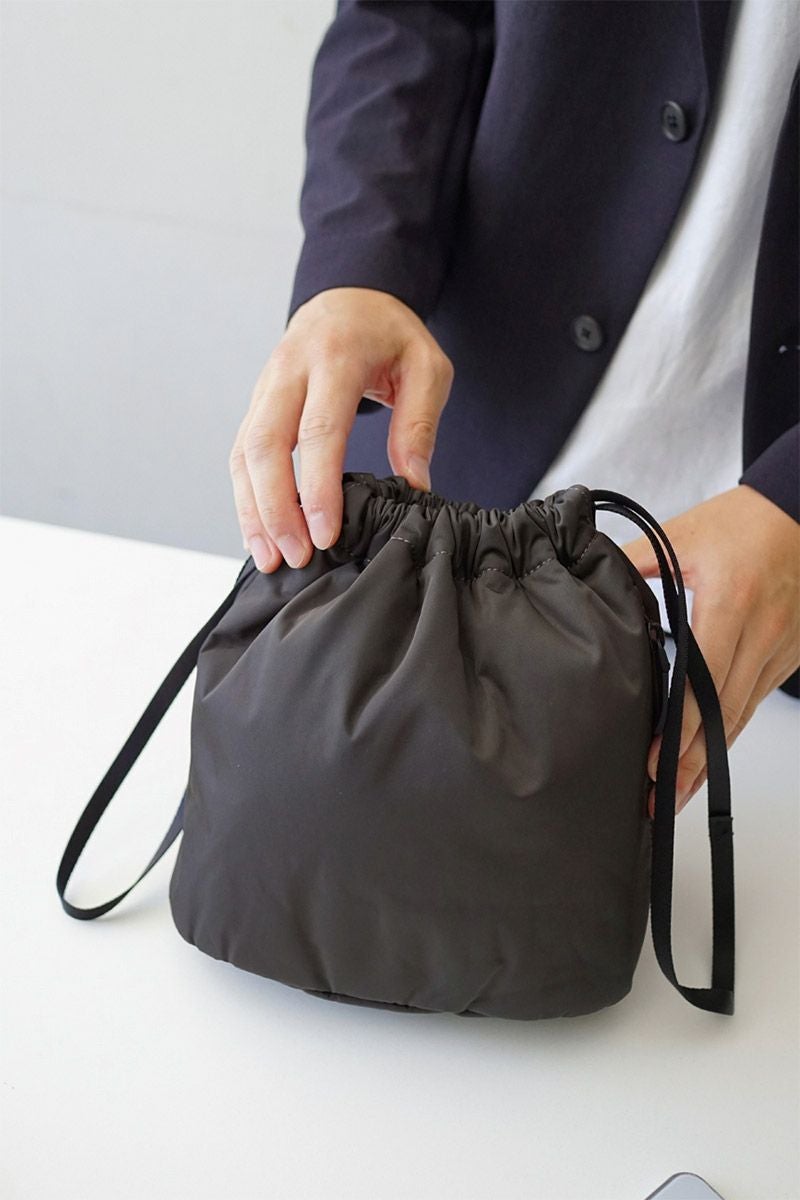 稀少▲PELLE MORBIDA▲HYDROFOIL▲巾着▲美品▲ HYDROFOILシリーズから巾着ポーチが発売開始