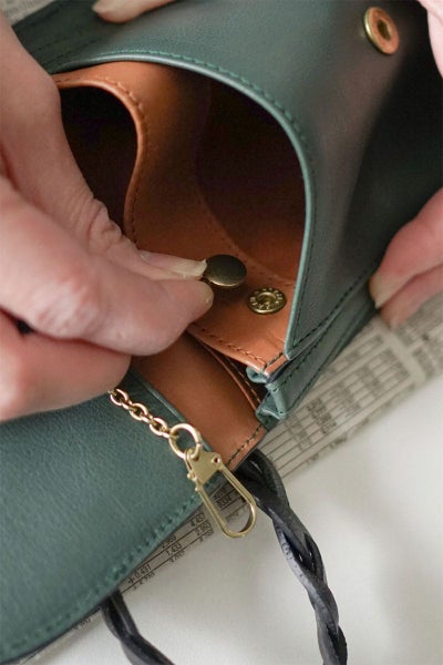 genten ゲンテン Cammino カミーノ モバイルショルダーバッグ 43505