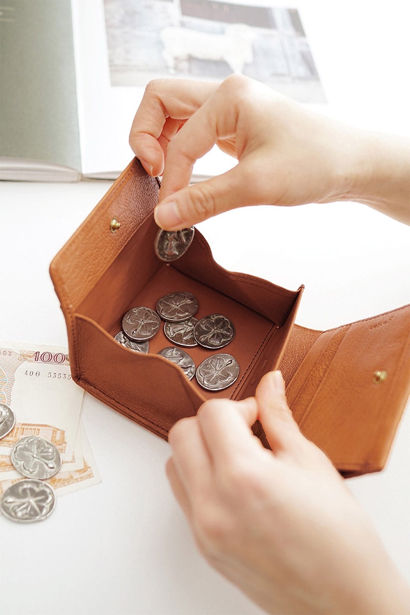 genten ゲンテン GOAT BASIC ゴートベーシック 小銭入れ付き二つ折り財布 44355