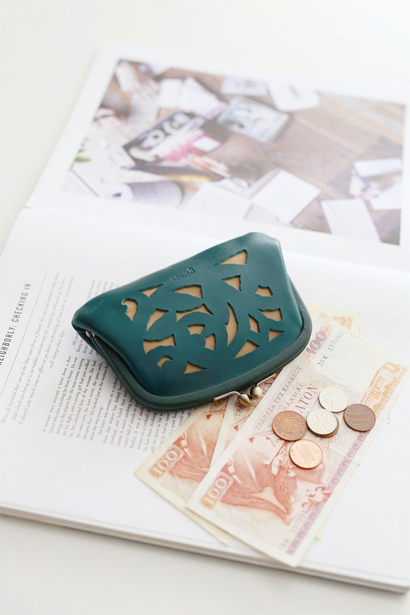 genten ゲンテン Garden cutwork ガーデンカットワーク がま口財布