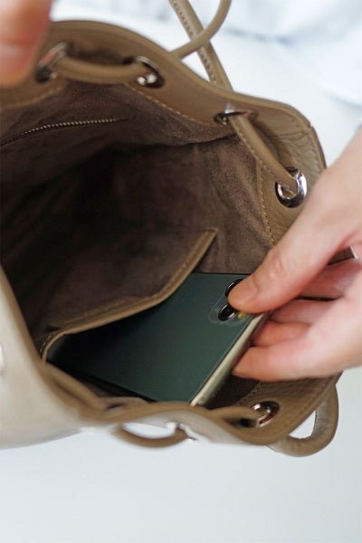 PELLE MORBIDA ペッレモルビダ Maiden Voyage メイデン ボヤージュ シュリンクレザー 巾着バッグ PMO-MB080