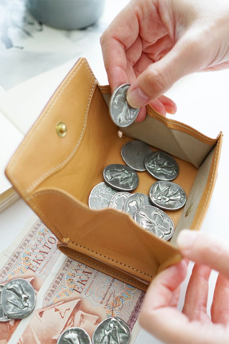 genten ゲンテン Fresco フレスコ 小銭入れ付き三つ折り財布 44318