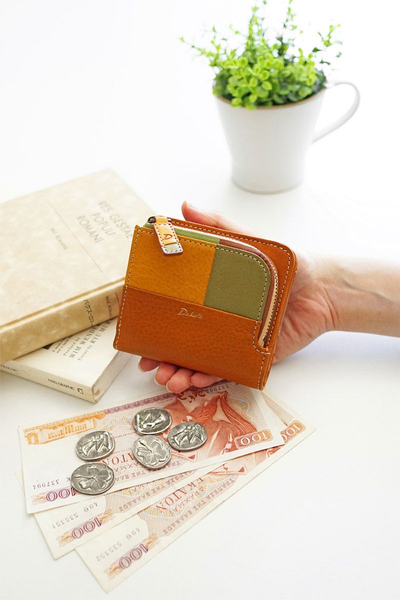 Dakota ダコタ ブロッコ 小銭入れ付き二つ折り財布 0031620