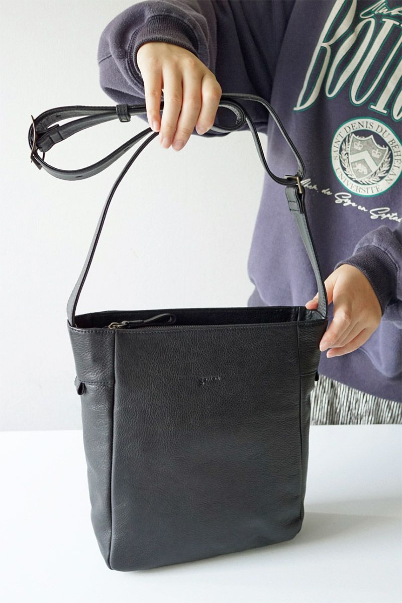 genten ゲンテン Equiplight エキップライト ショルダーバッグ 44538