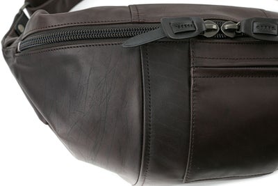 CORBO. コルボ Equines イクワインズ バムバッグ 8KO-9717