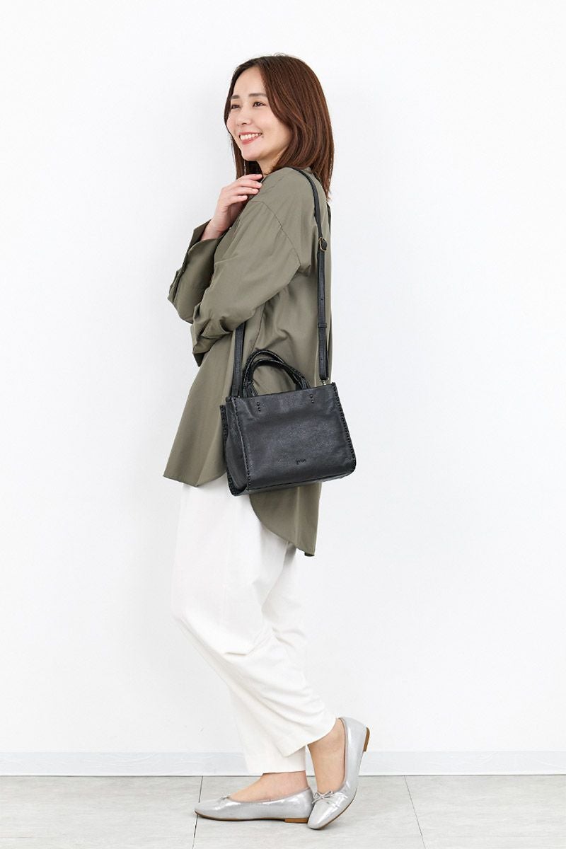 genten ゲンテン Manuale マヌアーレ 2WAYショルダーバッグ 44560