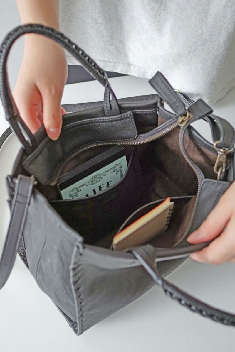 genten ゲンテン Manuale マヌアーレ 2WAYショルダーバッグ 44560