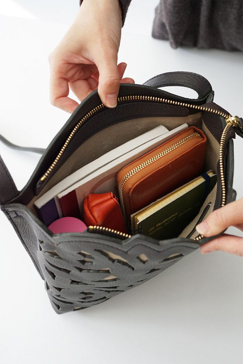 genten ゲンテン Garden cutwork ガーデンカットワーク ショルダーバッグ 43952