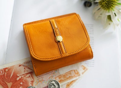 Dakota ダコタ クーポラ 小銭入れ付き二つ折り財布 0031720