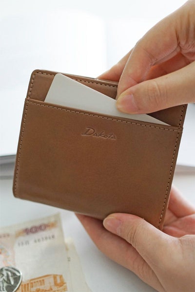 Dakota ダコタ クーポラ 小銭入れ付き二つ折り財布 0031720