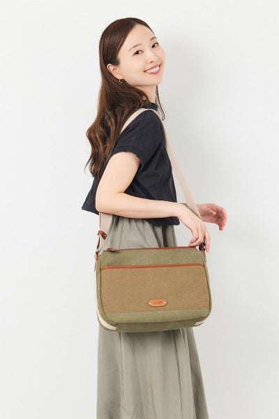 Dakota ダコタ ワールズ ショルダーバッグ 1531671