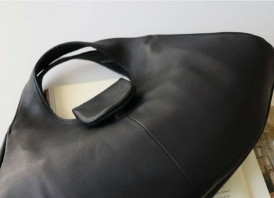 VIA DOAN ヴィア ドアン Zilda ジルダ 扇形手さげバッグ 7769