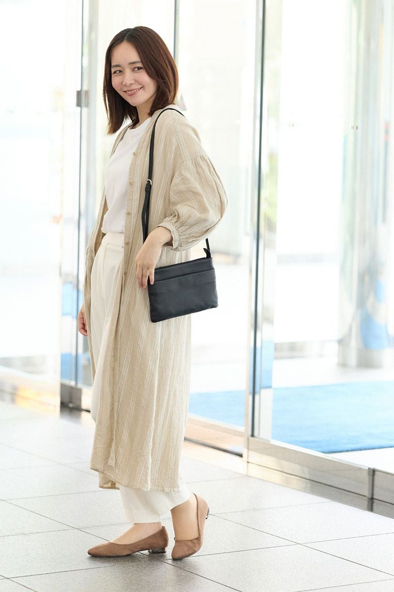 VIA DOAN ヴィア ドアン Zilda ジルダ 薄型ショルダーバッグ 7786