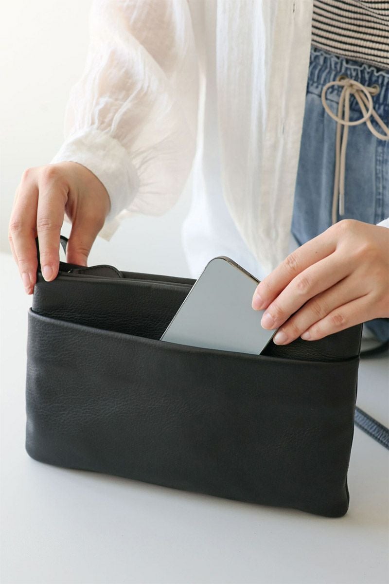 VIA DOAN ヴィア ドアン Zilda ジルダ 薄型ショルダーバッグ 7786