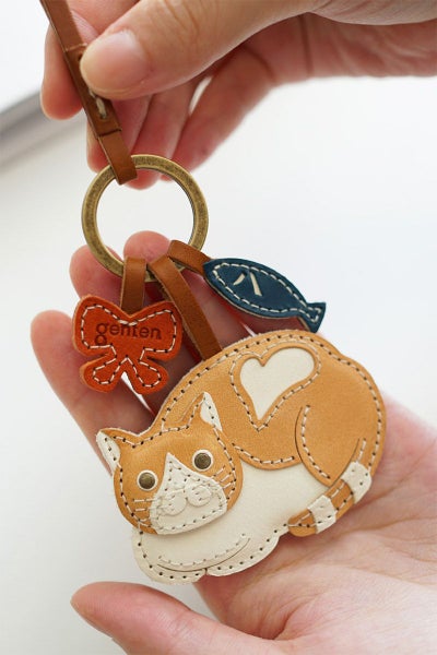 genten ゲンテン WAKU WAKU Charm ワクワクチャーム ハチワレ 40862