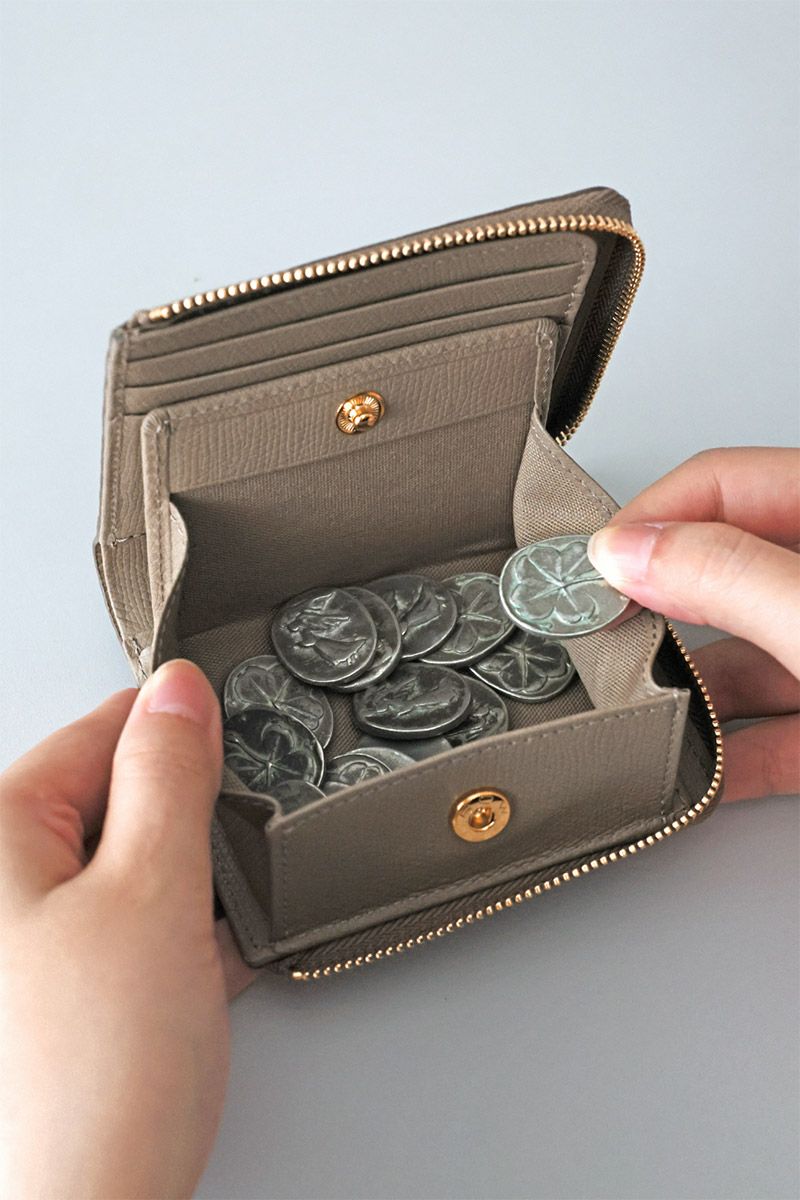 VIOLAd'ORO ヴィオラドーロ PORTA ポルタ 二つ折りL字型財布 V-5056