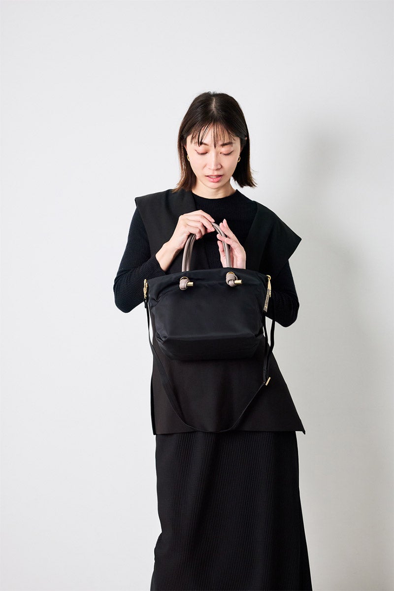 VIOLAd'ORO ヴィオラドーロ BIANCA ビアンカ ノットハンドルトートバッグS V-2174