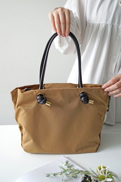 VIOLAd'ORO ヴィオラドーロ BIANCA ビアンカ ノットハンドルトートバッグM V-2175