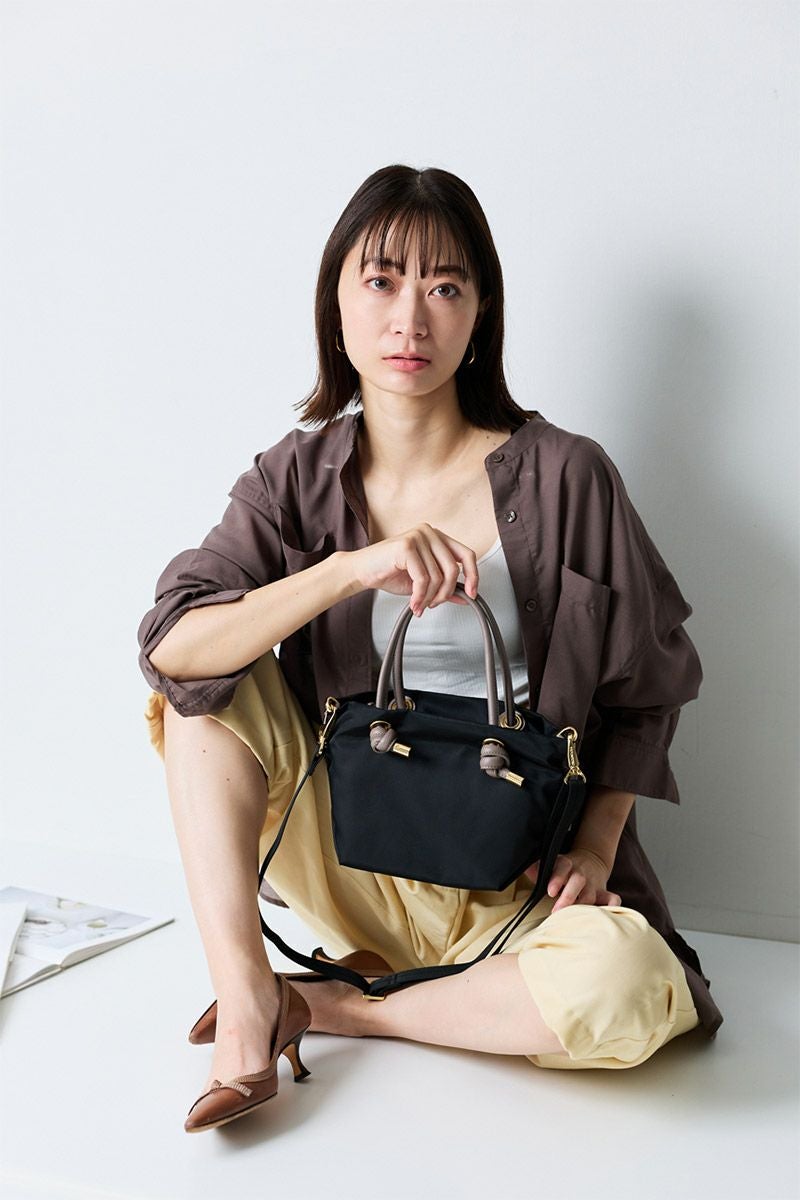 VIOLAd'ORO ヴィオラドーロ BIANCA ビアンカ ノットハンドルトート