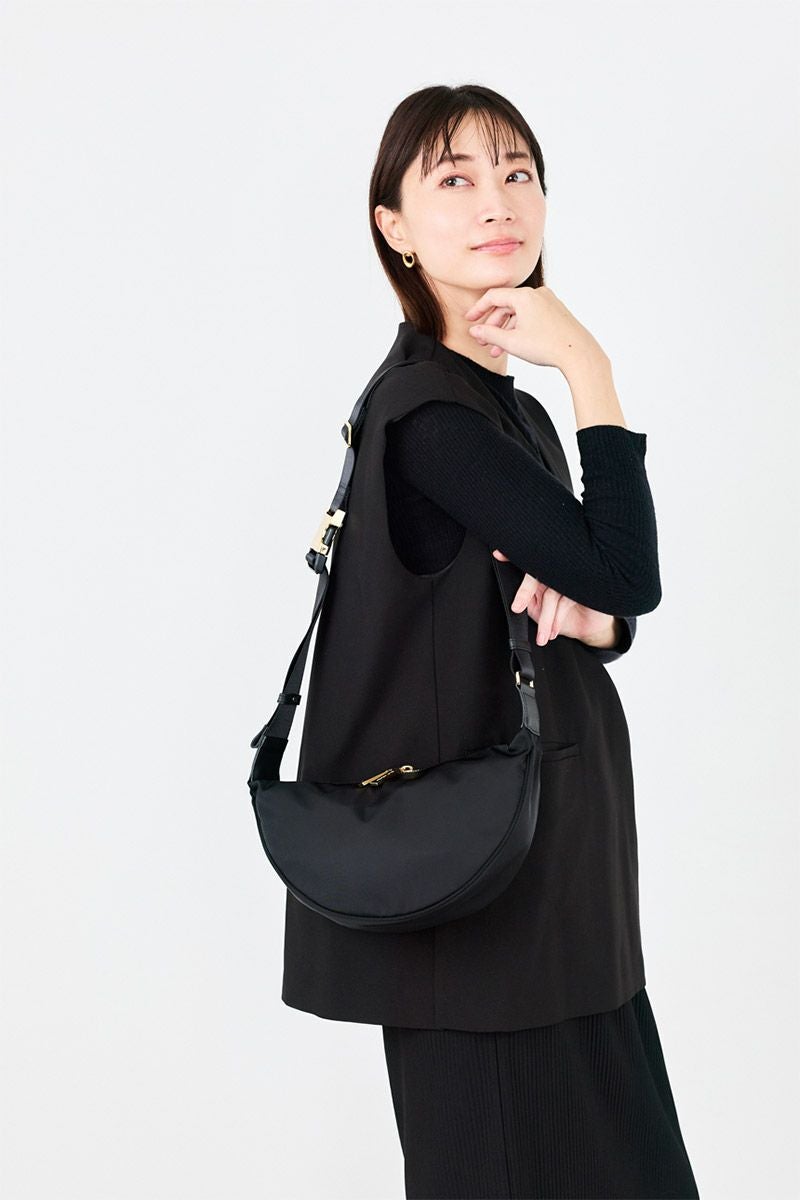 VIOLAd'ORO ヴィオラドーロ BIANCA ビアンカ ボディバッグ V-2247