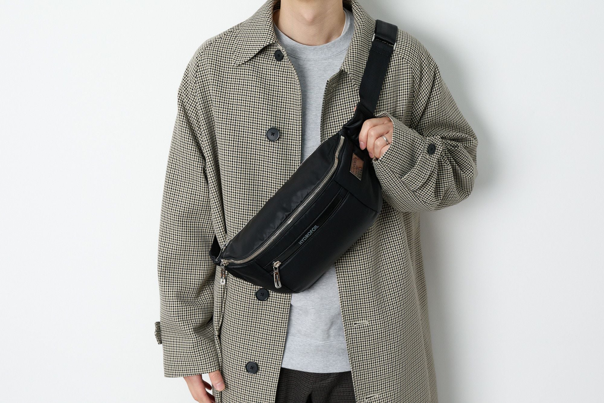 PELLE MORBIDA ボディバッグ チャコール　ハイドロフォイル 2025年3月26日販売開始！ 新作 ] PELLE MORBIDA ペッレモルビダ