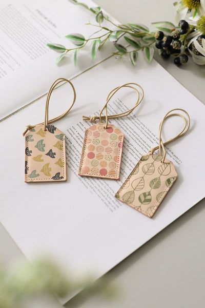 ★ お守り型革チャーム NA-92560