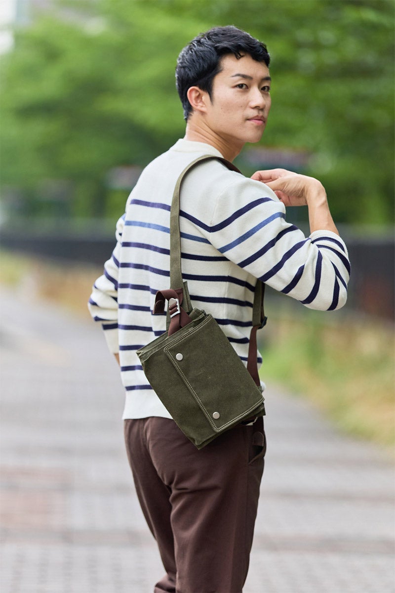 BAGGY PORT バギーポート シェルターダック フラップボディバッグ INS