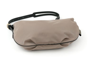 VIOLAd'ORO ヴィオラドーロ BIANCA ビアンカ ボディバッグ V-2248