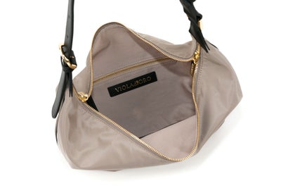 VIOLAd'ORO ヴィオラドーロ BIANCA ビアンカ ボディバッグ V-2248