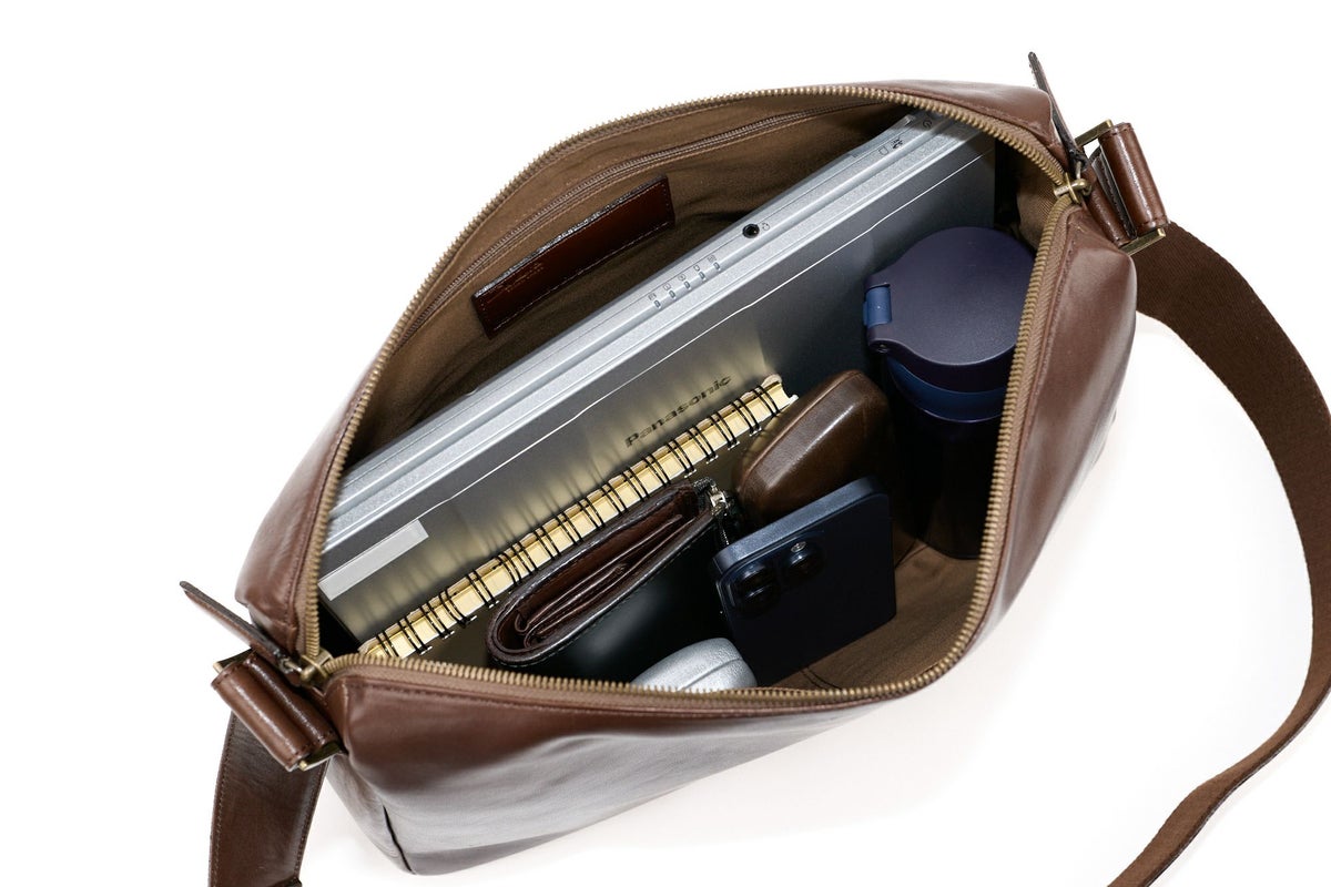 Dakota BLACK LABEL ダコタ ブラックレーベル ルーク ショルダーバッグ（L） 1624702