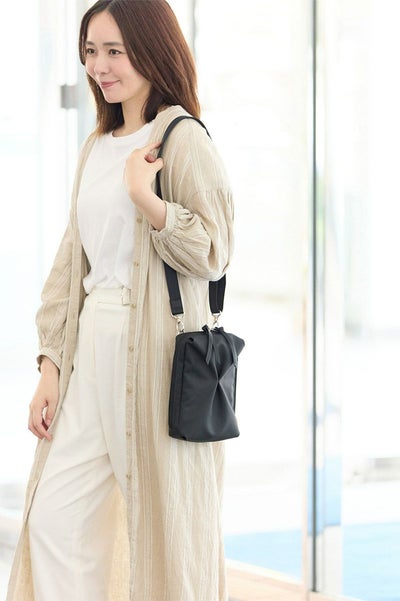 VIA DOAN ヴィア ドアン Pincer パンセ 縦長ミニショルダーバッグ 2307