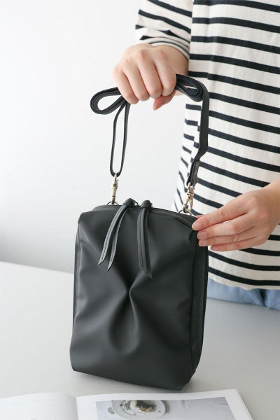 VIA DOAN ヴィア ドアン Pincer パンセ 縦長ミニショルダーバッグ 2307