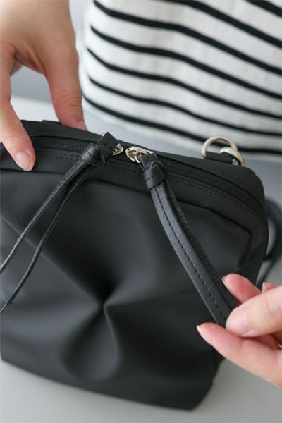 VIA DOAN ヴィア ドアン Pincer パンセ 縦長ミニショルダーバッグ 2307