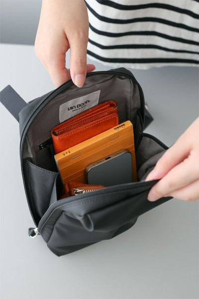 VIA DOAN ヴィア ドアン Pincer パンセ 縦長ミニショルダーバッグ 2307