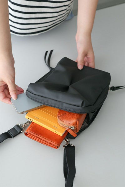 VIA DOAN ヴィア ドアン Pincer パンセ 縦長ミニショルダーバッグ 2307