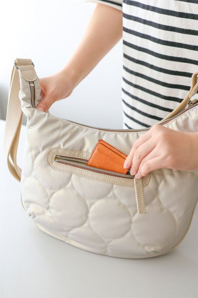 VIA DOAN ヴィア ドアン Parrot パロット 三日月型ショルダーバッグ 1284