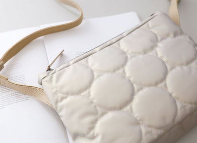 VIA DOAN ヴィア ドアン Parrot パロット 薄マチショルダーバッグ 1282