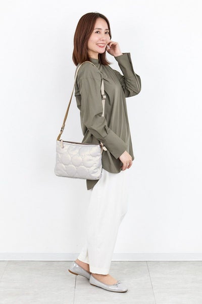 VIA DOAN ヴィア ドアン Parrot パロット 薄マチショルダーバッグ 1282