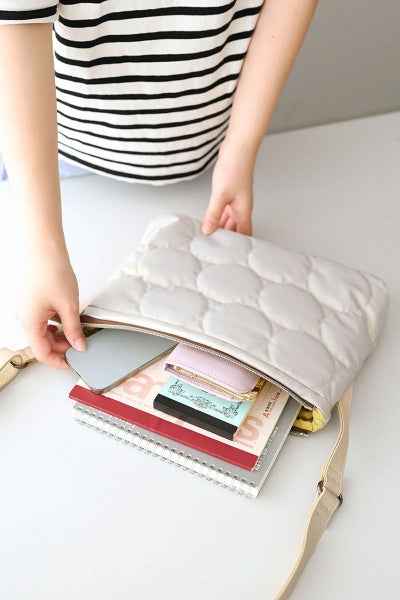 VIA DOAN ヴィア ドアン Parrot パロット 薄マチショルダーバッグ 1282