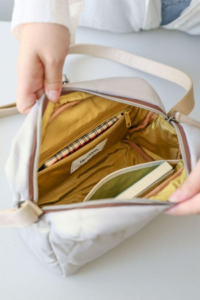 VIA DOAN ヴィア ドアン Parrot パロット マチ有ショルダーバッグ 1276