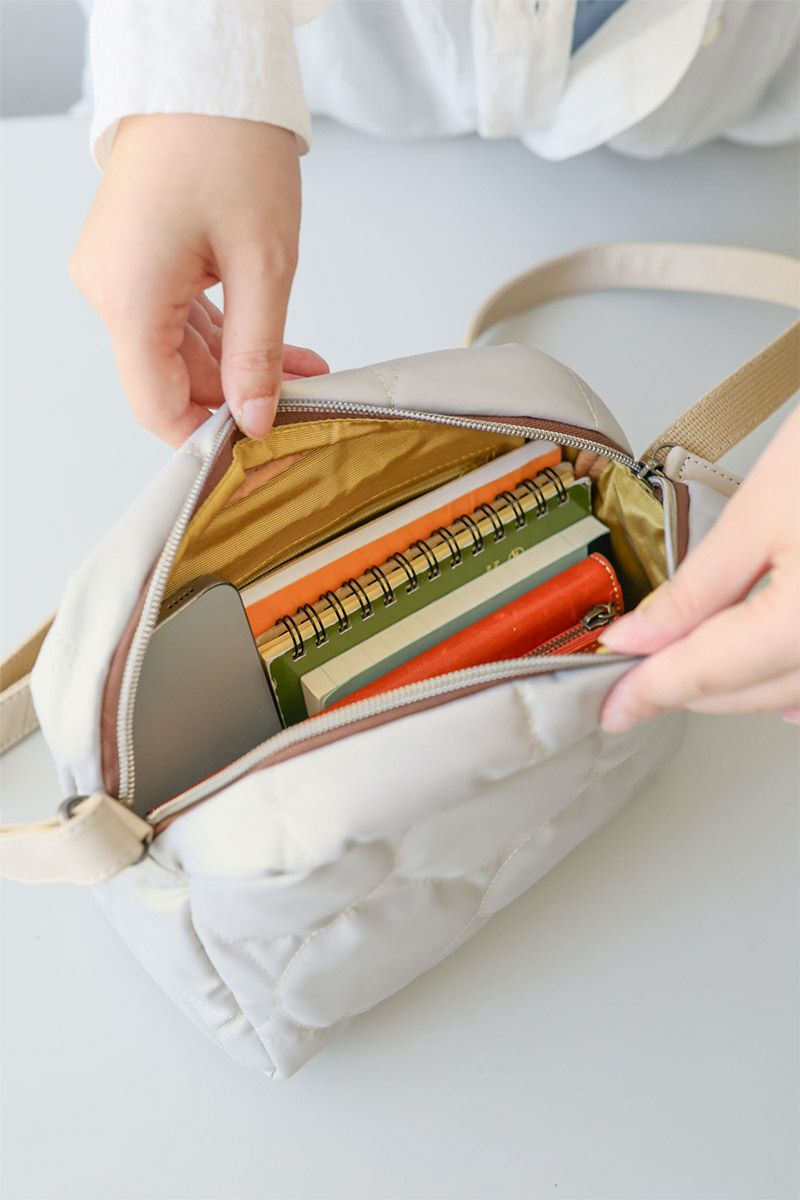 VIA DOAN ヴィア ドアン Parrot パロット マチ有ショルダーバッグ 1276