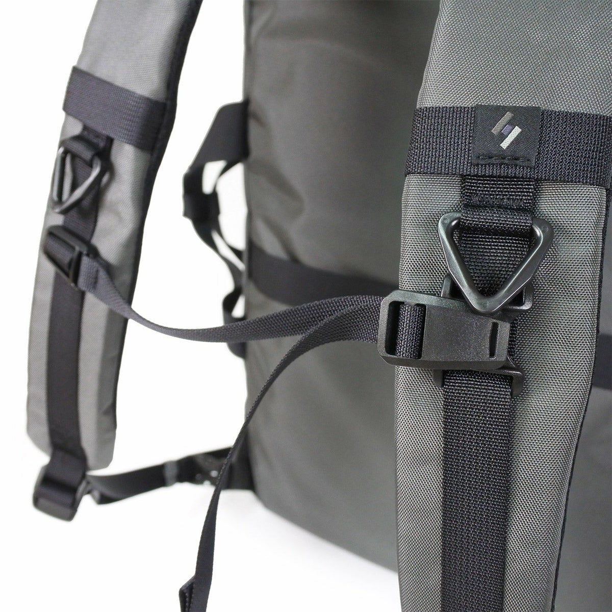 CIE シー LEAP 2WAYバックパック L 072300