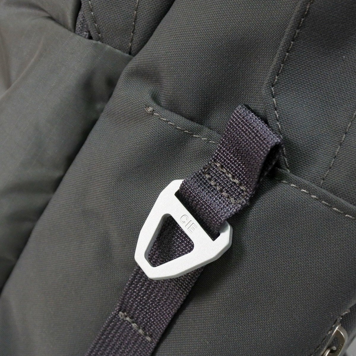 CIE シー PRIOR デイパック 035001
