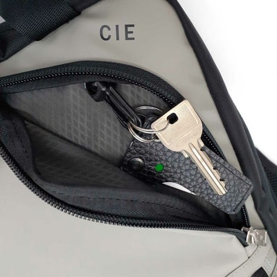 CIE シー VARIOUS 2WAYバックパック S 021807